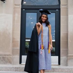 Meet your Posher, Janee